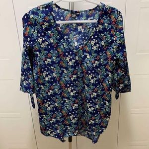 Simons floral shirt